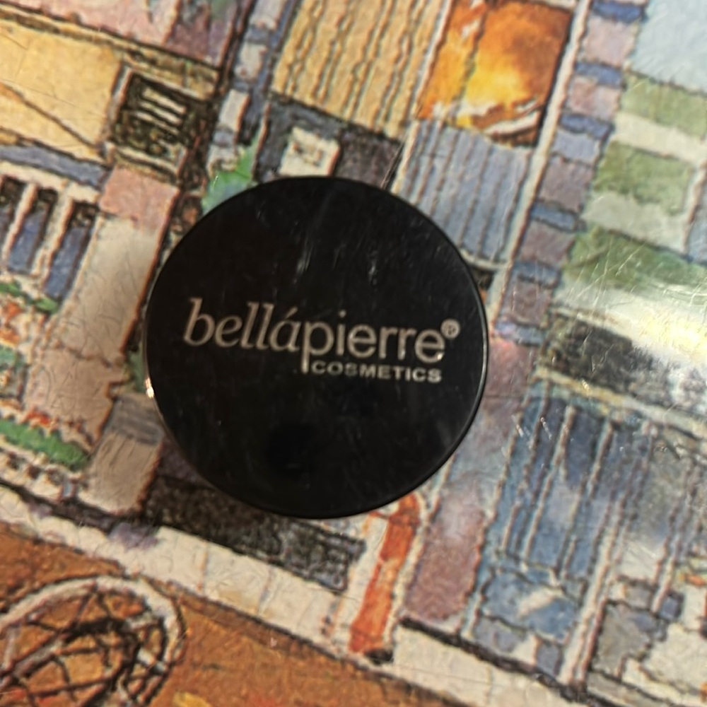 Brand new never used Bella Pierre cosmetics sp006 wild Lilac loose eyeshadow